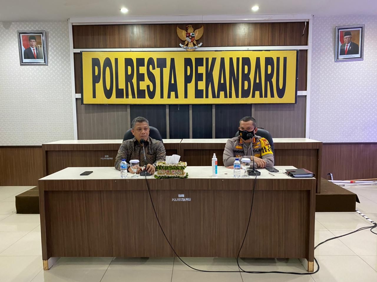 Software image and text block